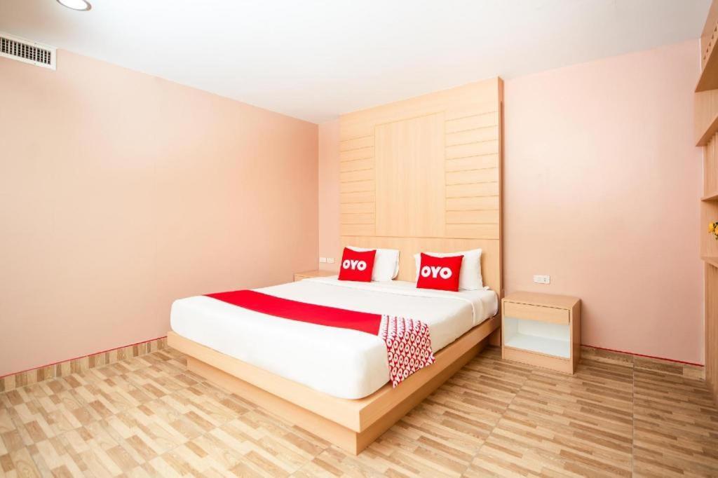 Oyo 343 Wanna Marine Otel Patong Dış mekan fotoğraf