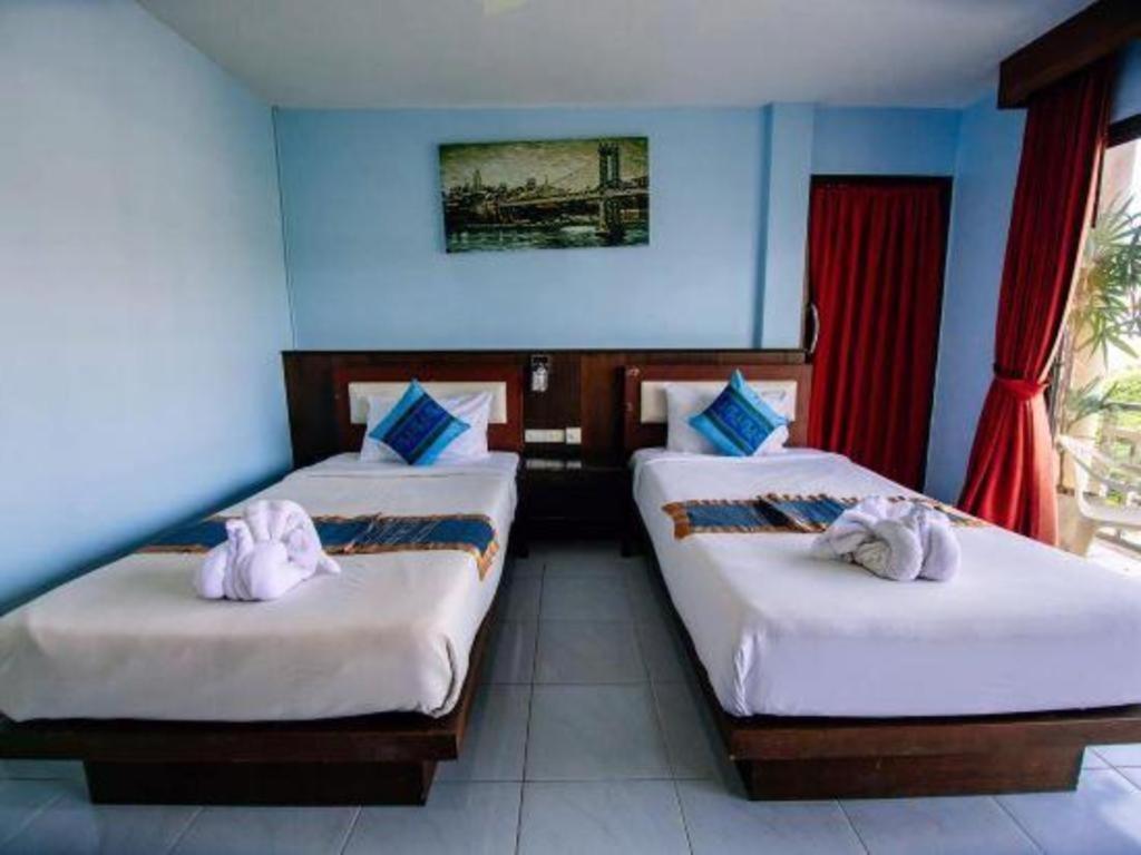 Oyo 343 Wanna Marine Otel Patong Dış mekan fotoğraf