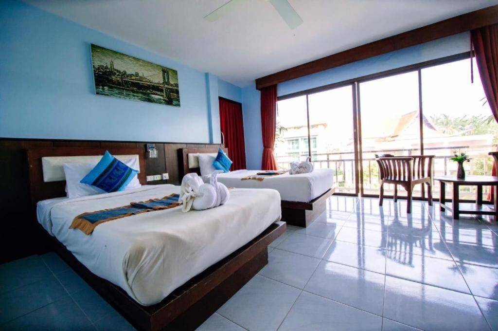 Oyo 343 Wanna Marine Otel Patong Dış mekan fotoğraf